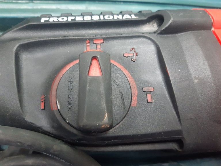 Дешево Stark RH 850 Profi з ломбарду