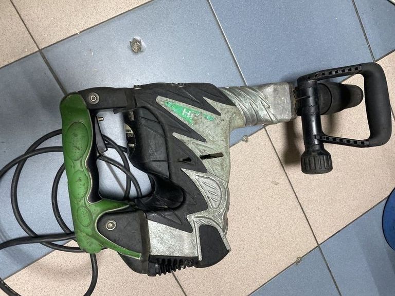 Купить Hitachi H60MR Б/У