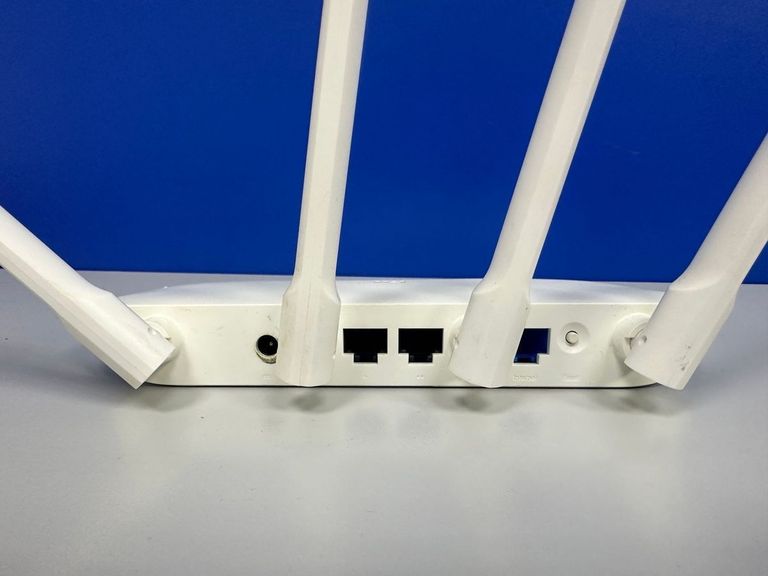 Дешево Xiaomi mi wifi router 4a з ломбарду