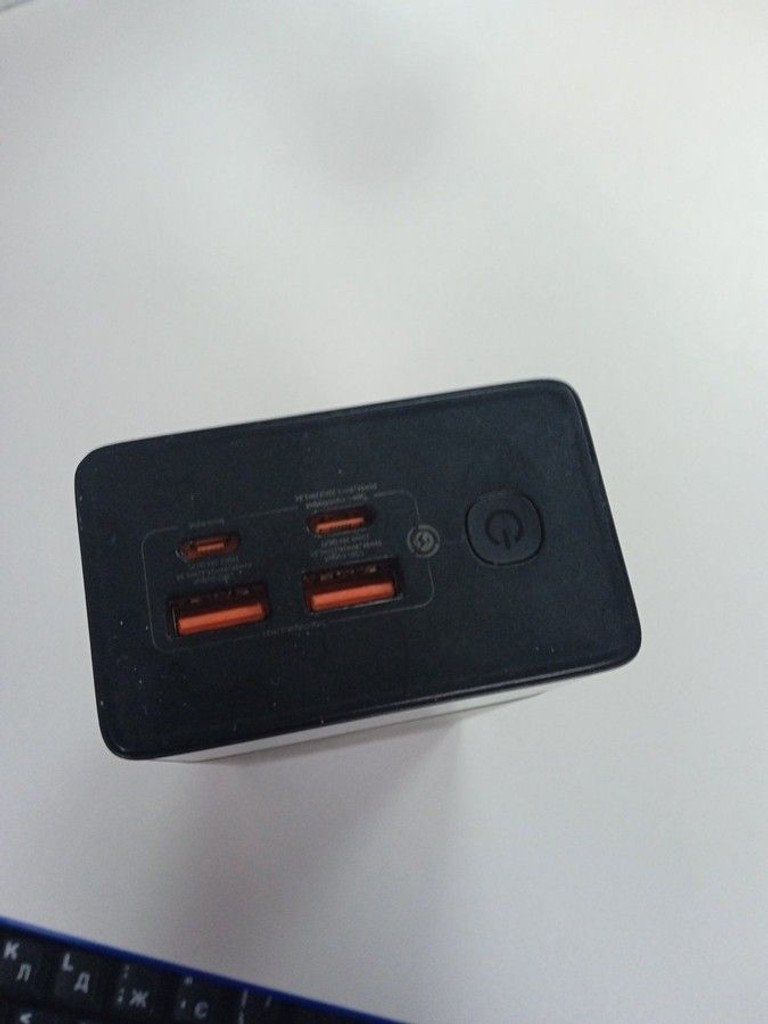 Объявление Baseus 22.5w 30000mah Б/У
