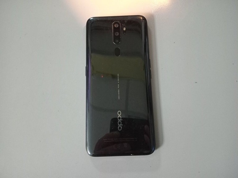 Дешиво Oppo a5 2020 3/64gb с ломбарда