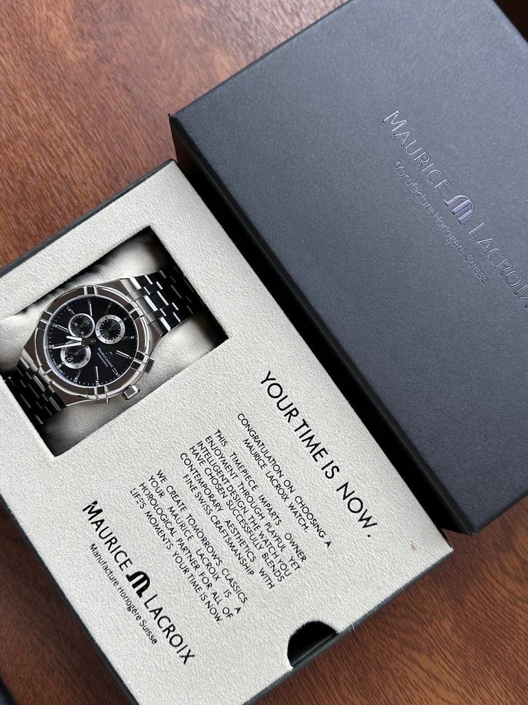 Объявление Maurice lacroix Aikon Chronograph AI6038-SS001-330-1 Б/У