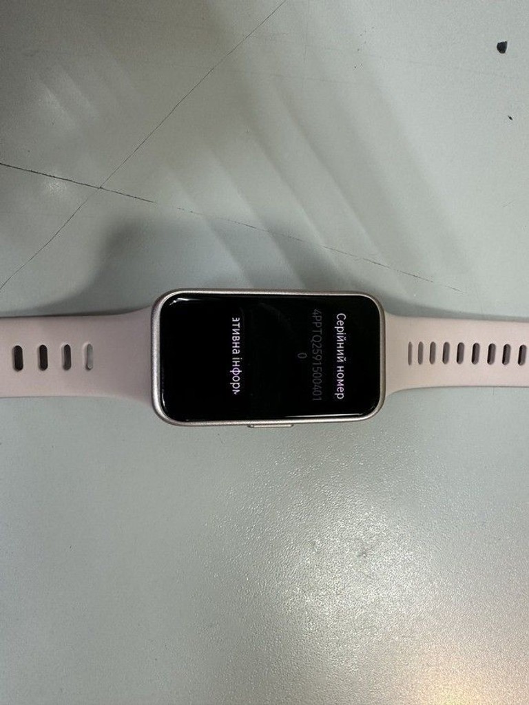 Дешево Huawei Band 10 Black (55020EEP) з ломбарду