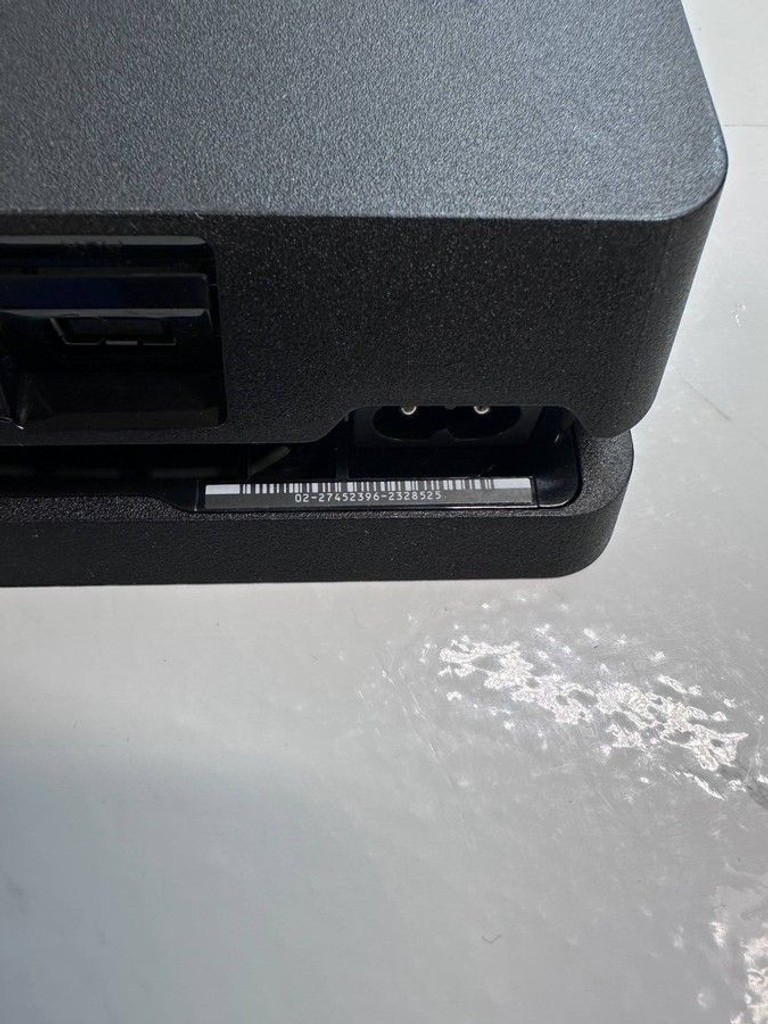 Sony PlayStation 4 Slim 1TB Black Код:01-200964333. Зображення 10