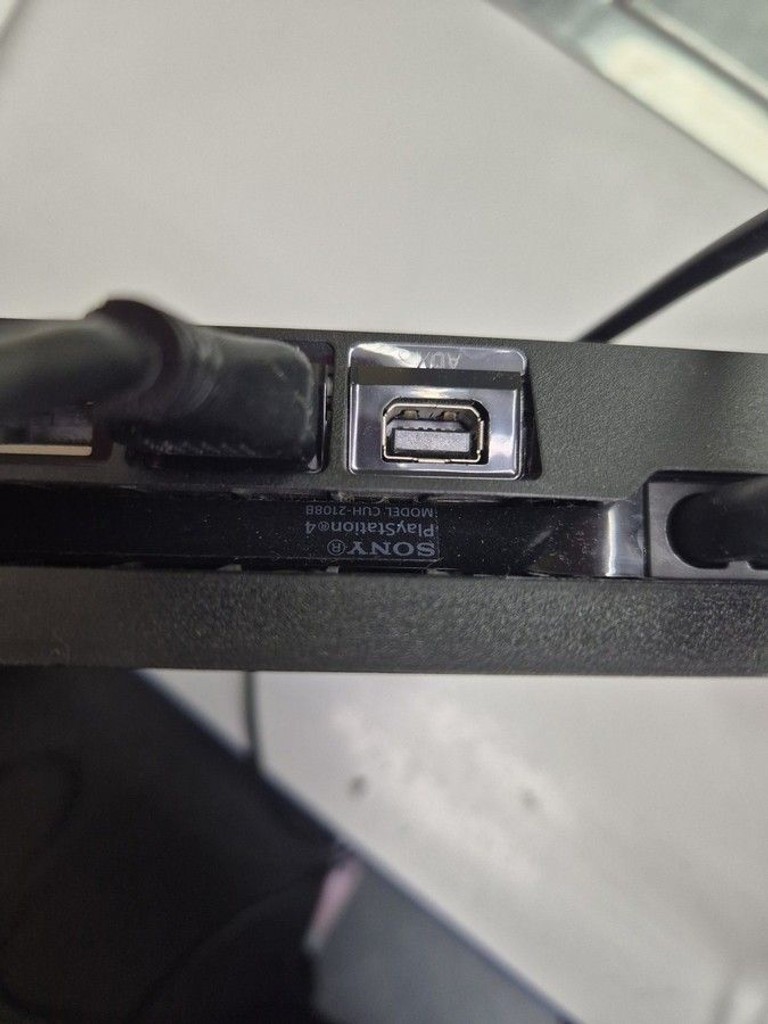  Sony PlayStation 4 Slim 1TB Black Код:01-200972838. Зображення 5