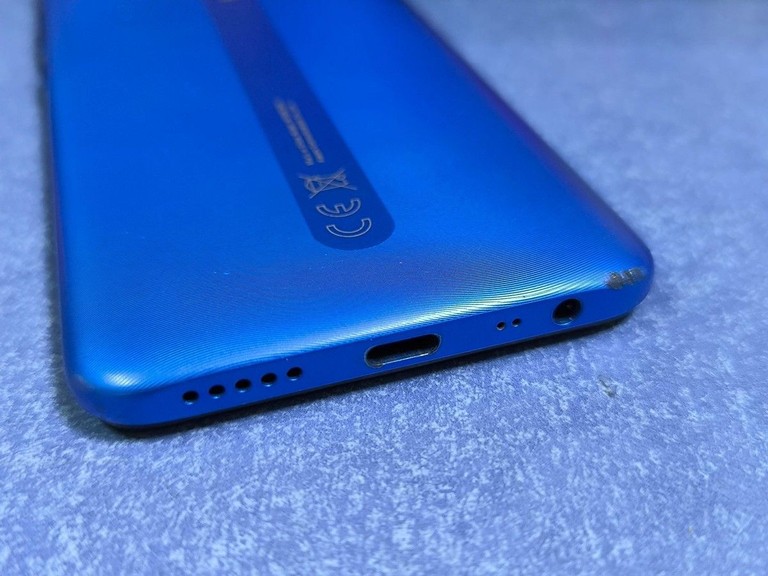 Дешево Xiaomi Redmi 8A 2/32GB Black з ломбарду