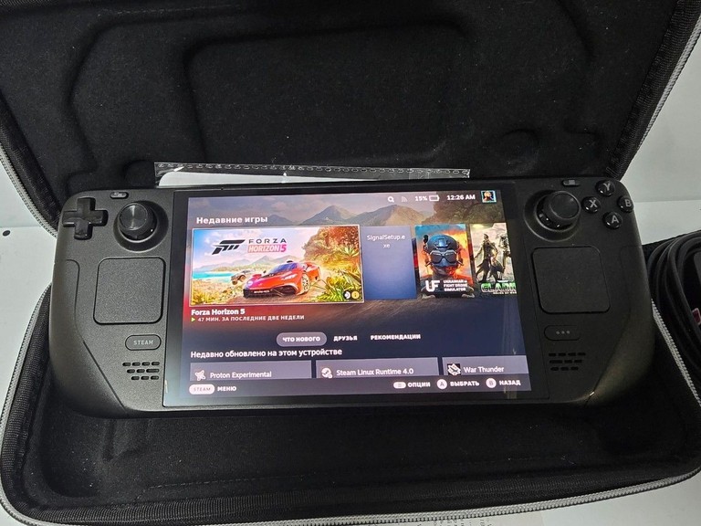 Дешиво Valve Steam Deck OLED 1 TB с ломбарда