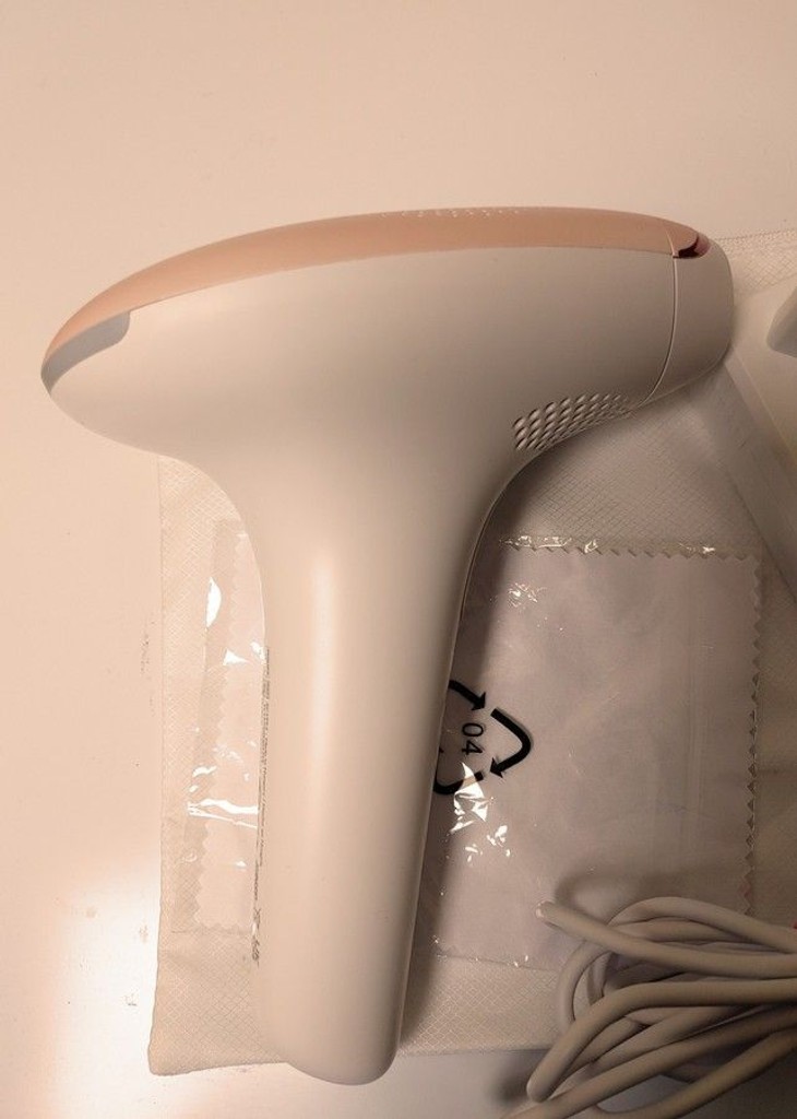 Дешево Philips Lumea Advanced SC1994/00 з ломбарду