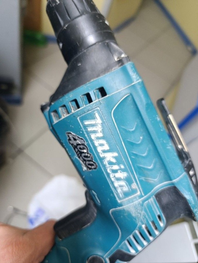 Оголошення Makita FS4000 Б/У