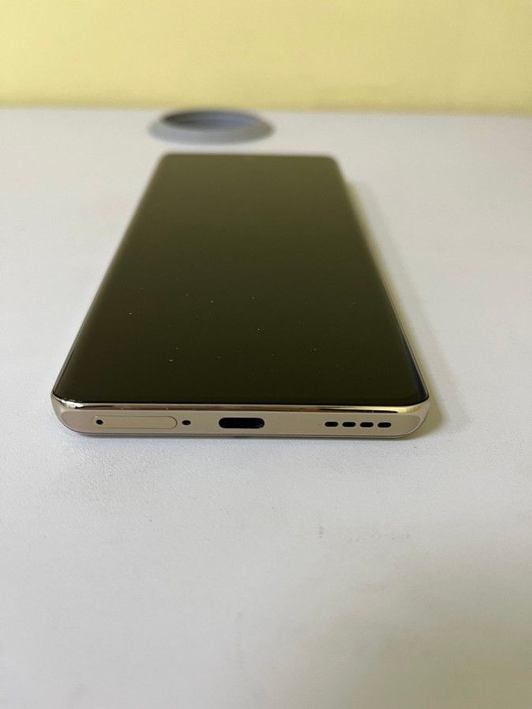 Оголошення Realme 12 pro 5g 12/512gb Б/У