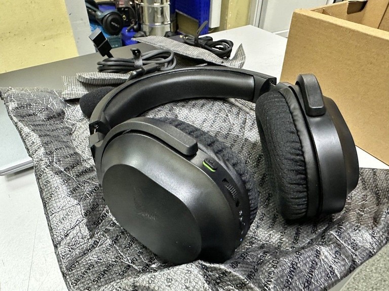 Купить Razer barracuda x 2022 Б/У