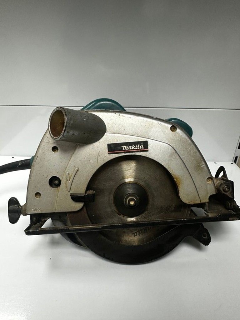 Купити Makita 5604R Б/У