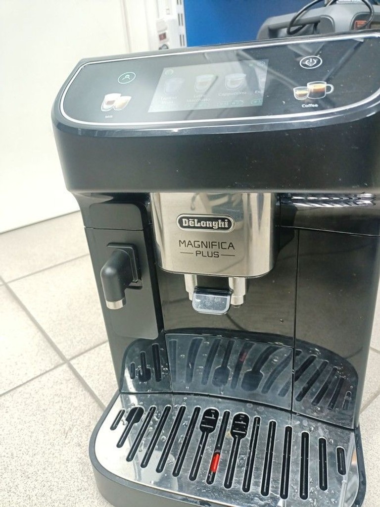 Оголошення Delonghi Magnifica Plus ECAM 320.60.B Б/У