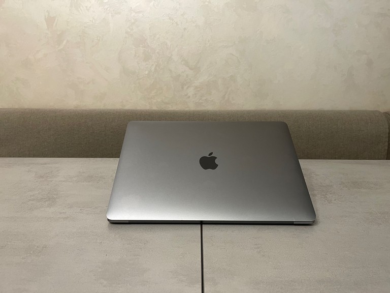 Apple MacBook Pro 13 A1708 (2017), 13.3" Retina IPS, i5-7360U, 8GB, 128GB SSD, Intel Iris Plus 640 Код:null. Изображение 6