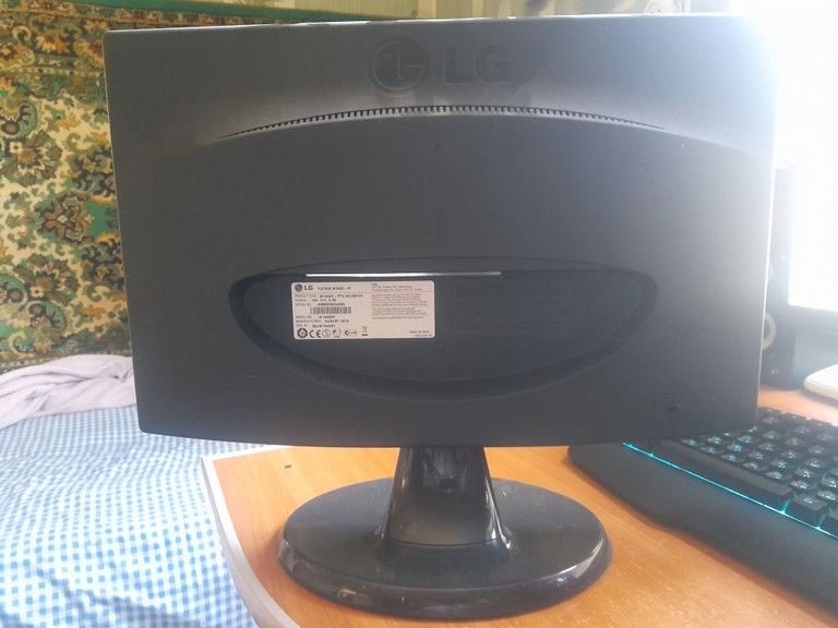 Оголошення LG W1943C Б/У