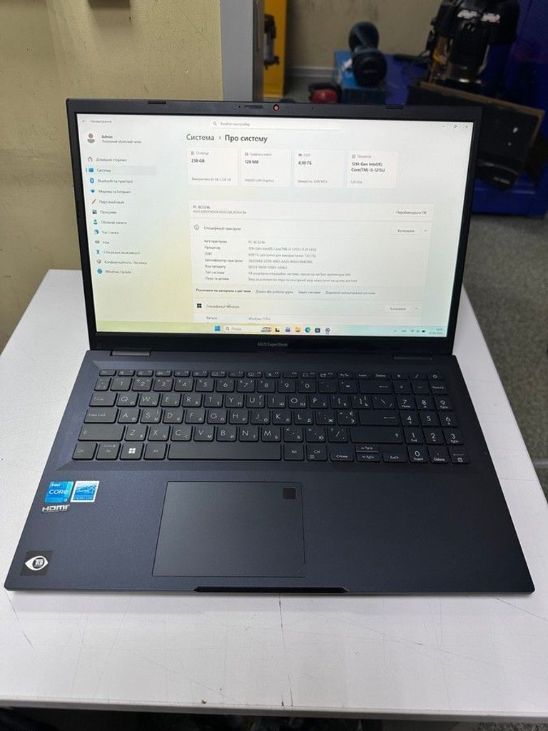 Купити Asus 15/core i3-1215u ddr5/8gb ddr4/hdd *відсутній/ssd 256 gb/*інтегрована Б/У