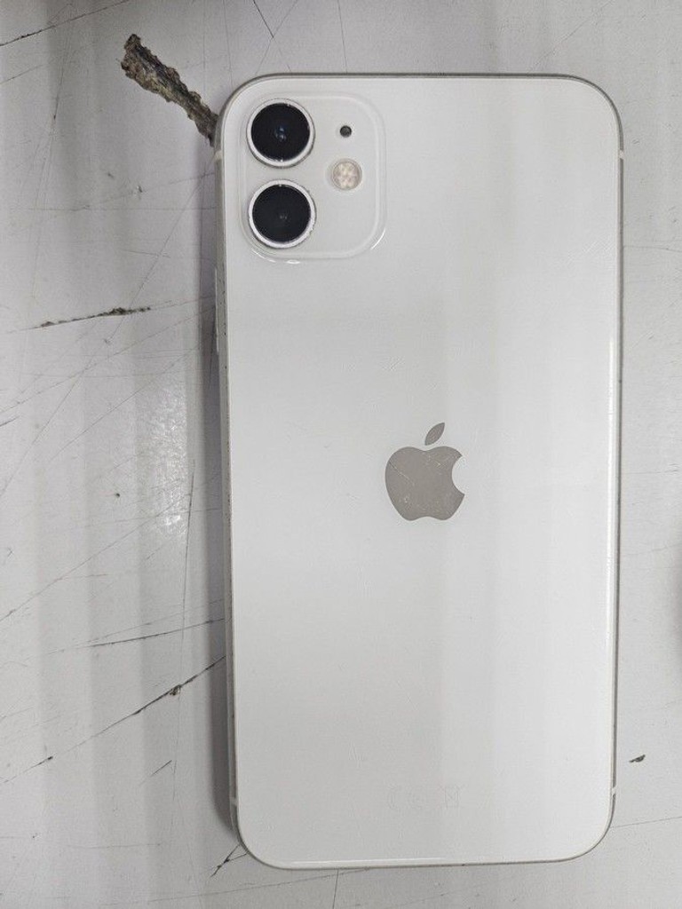 Дешево Apple iphone 11 64gb з ломбарду
