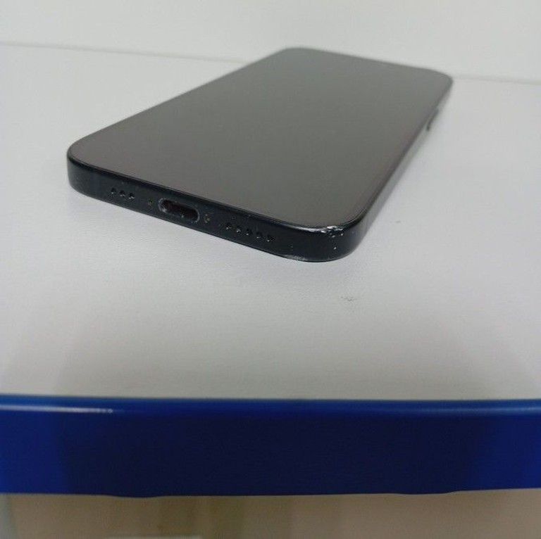 Apple iPhone 15 128GB Green Код:01-201070752. Зображення 9