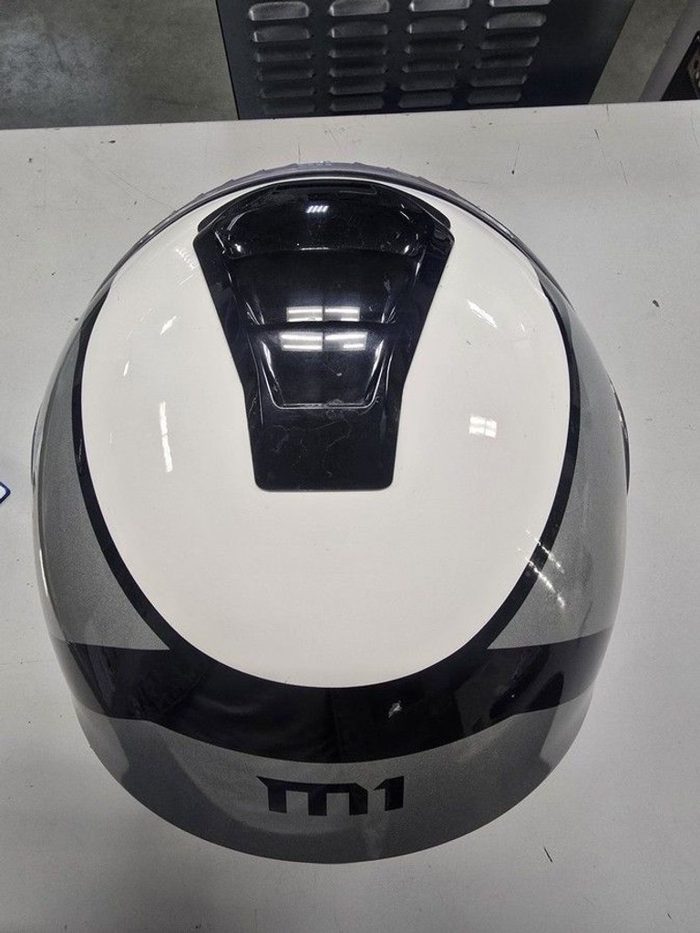 Дешиво Schuberth M1 Berlin/London/Vienna с ломбарда