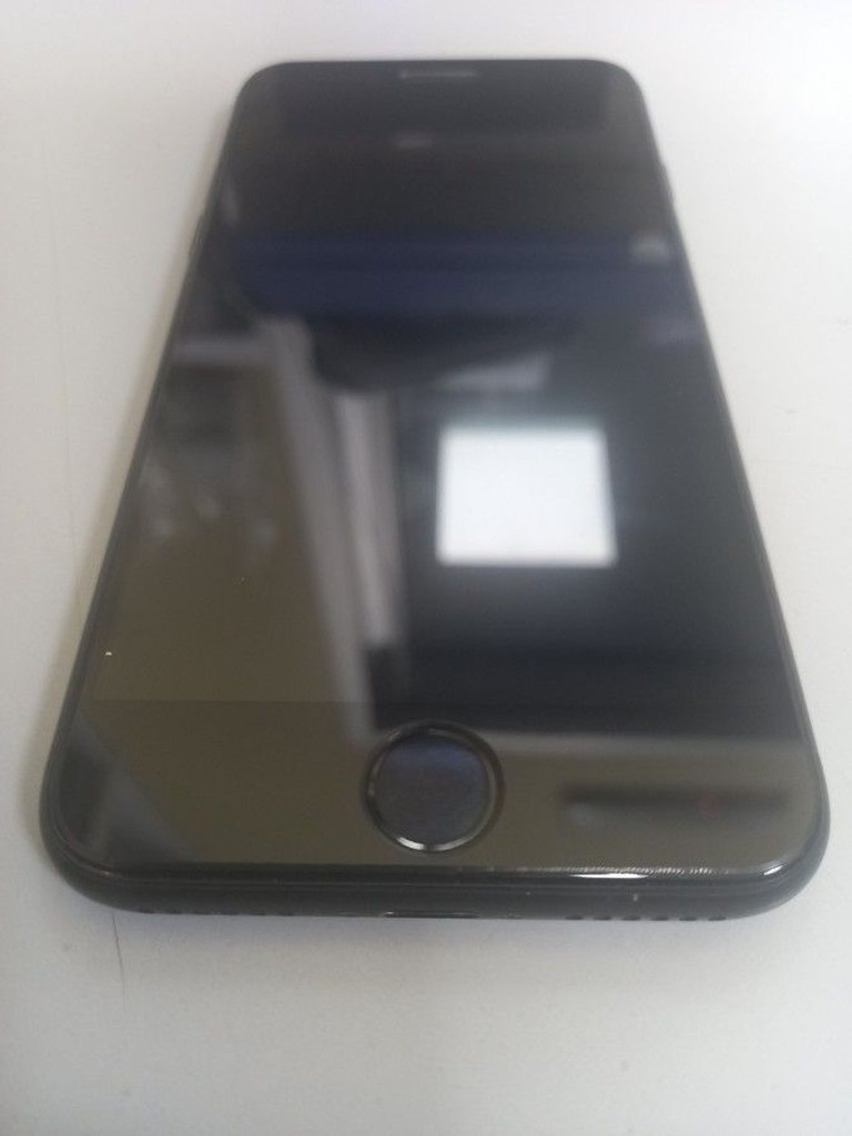 Оголошення Apple iPhone SE 2020 64GB Black Slim Box (MHGP3) Б/У