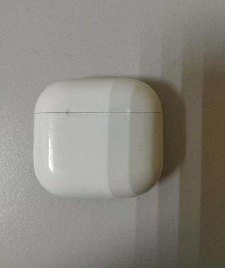 Распродажа Apple airpods 4 with active noise cancellation, продавец Техноскарб