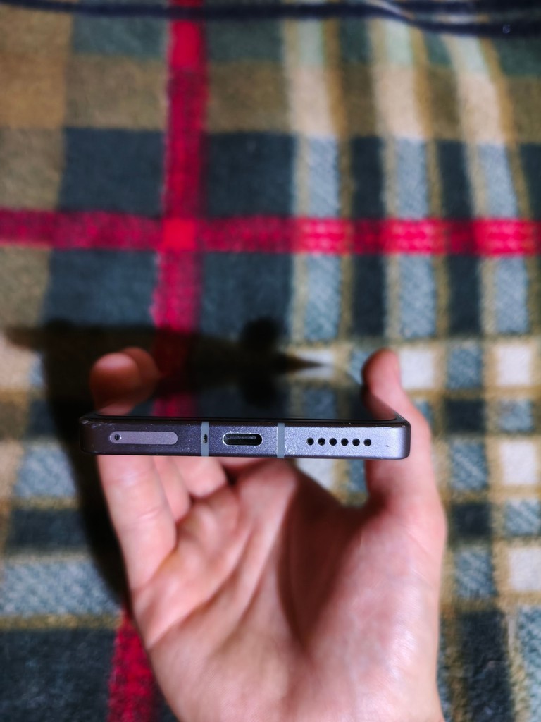 Оголошення Infinix Note 50 Pro+ 12/256Gb Shadow Black Б/У