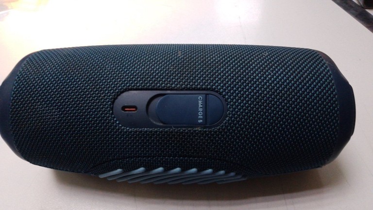 Оголошення Jbl charge 5 Б/У