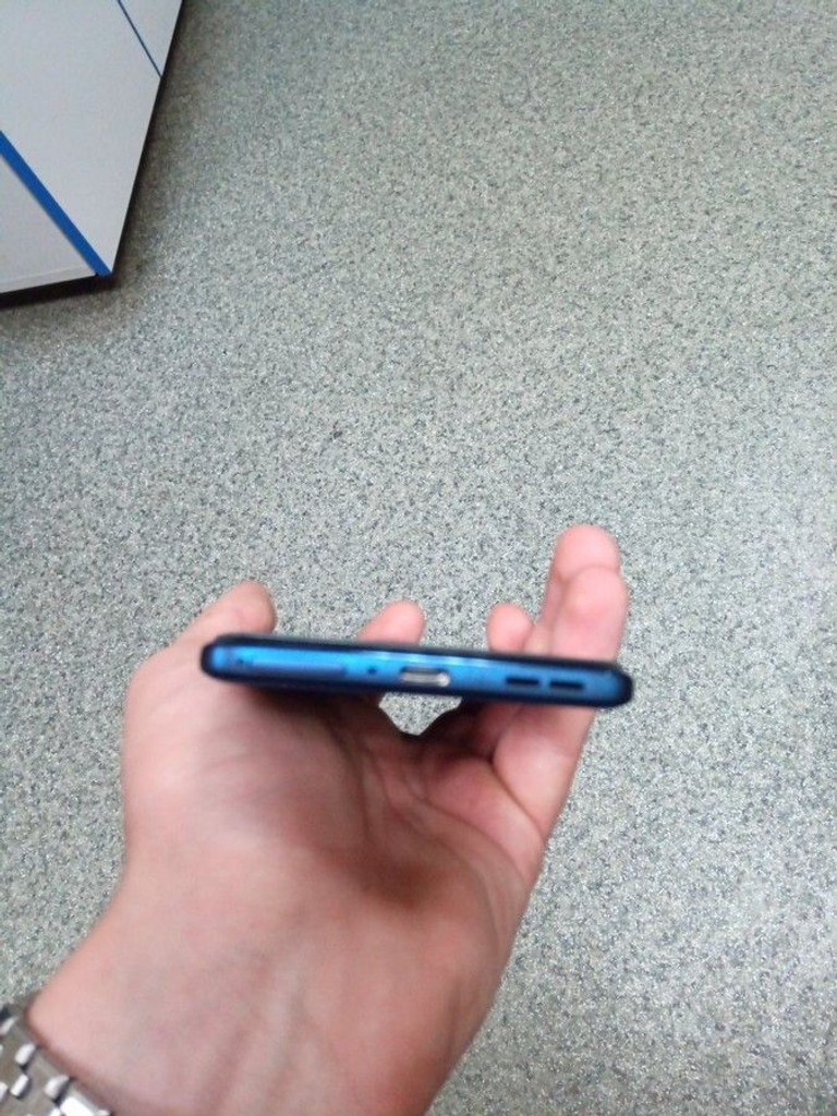 Motorola Moto Edge 60 12/256GB Gibraltar Sea (PB7H0031) Код:01-201122408. Зображення 6