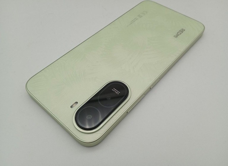 Дешиво Xiaomi Redmi A7 Pro 4/64GB Black с ломбарда
