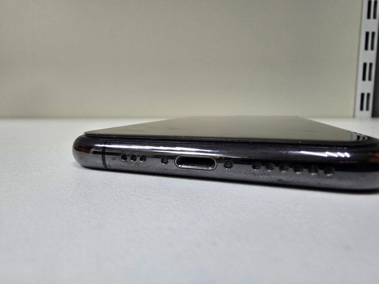 Apple iphone 11 pro 256gb Код:01-201171660. Изображение 7