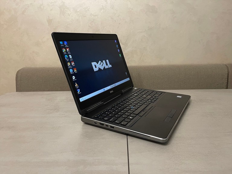 Дешево Dell Precision 7520, 15.6"  з ломбарду