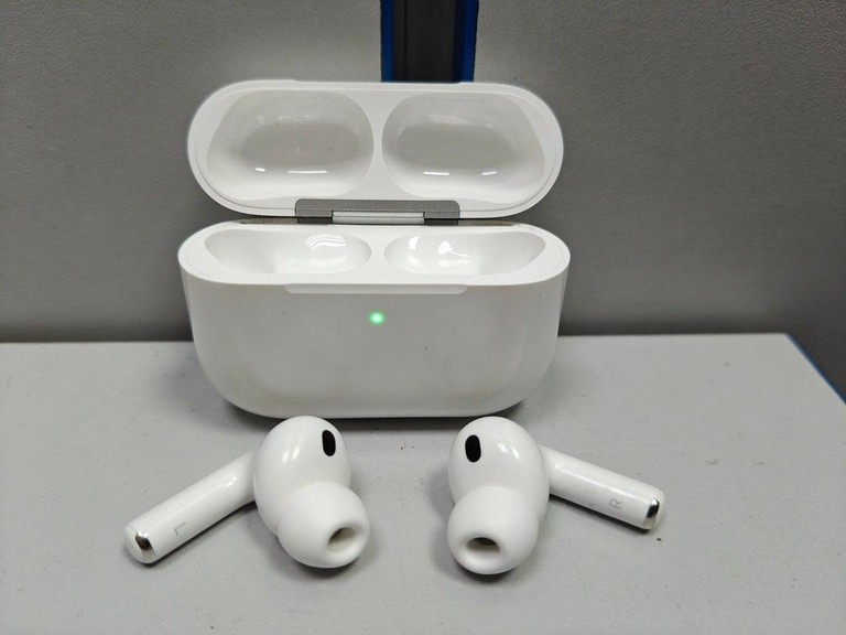 Распродажа AirPods Pro 3, продавец Техноскарб