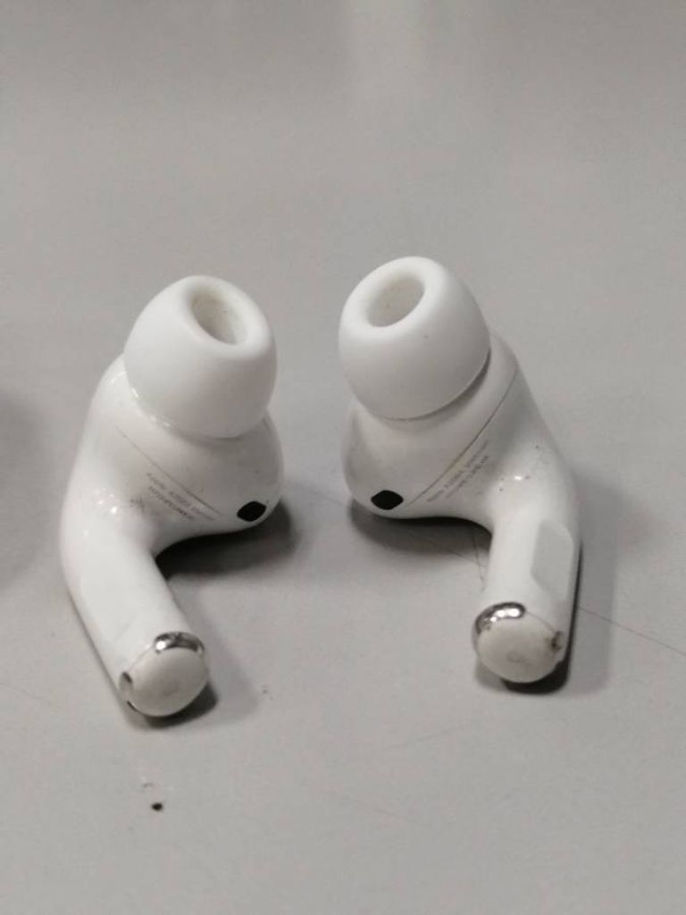 Apple AirPods Pro (MWP22)