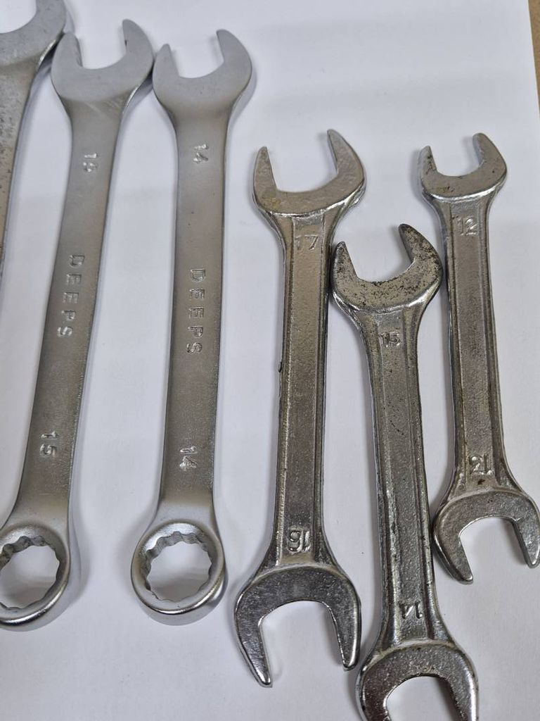 Відсутній розвідний та гайковий ключі Код:01-200181500. Изображение 5