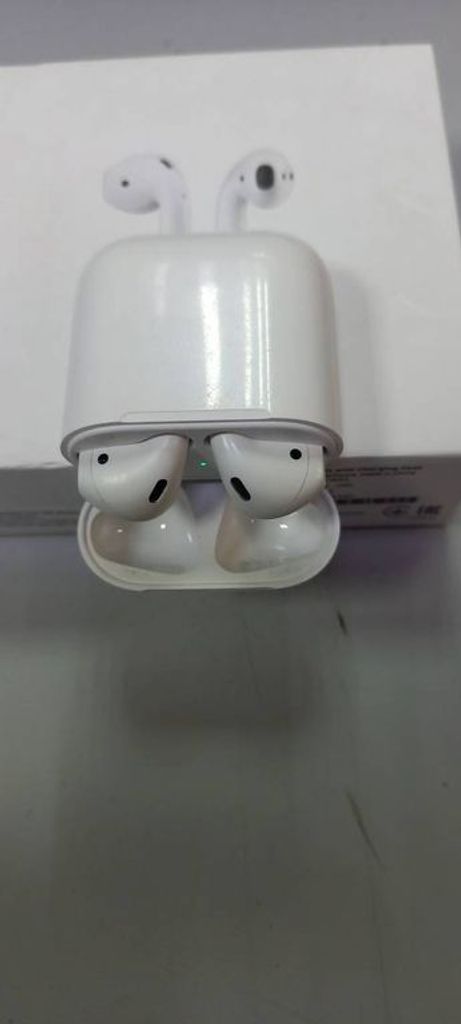 Купить Apple airpods 2 gen a1602.a2032+a2031 2019г. Б/У