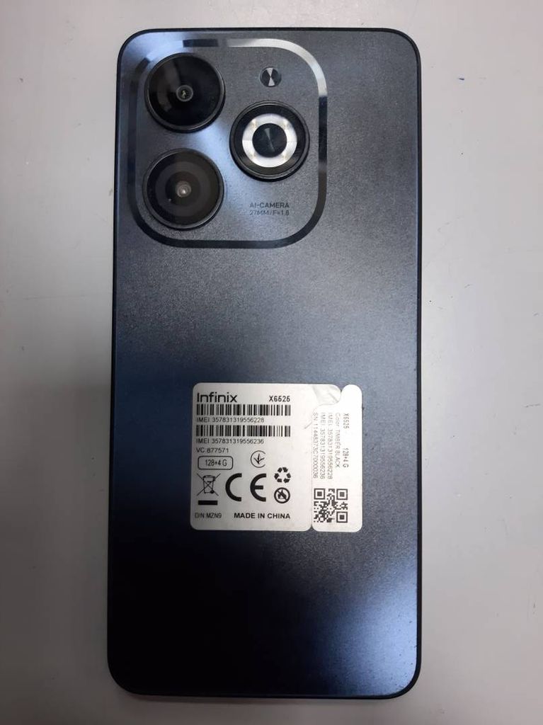 Оголошення Infinix smart 8 4/128gb Б/У