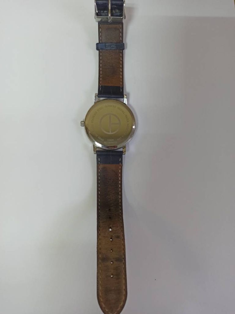 Дешиво Claude Bernard 53009 с ломбарда