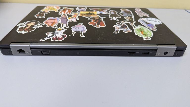 Dell 15/core i7 6600u ddr3/8gb ddr4/hdd *відсутній/ssd 256 gb/radeon r7 m360 Код:01-200462771. Изображение 5