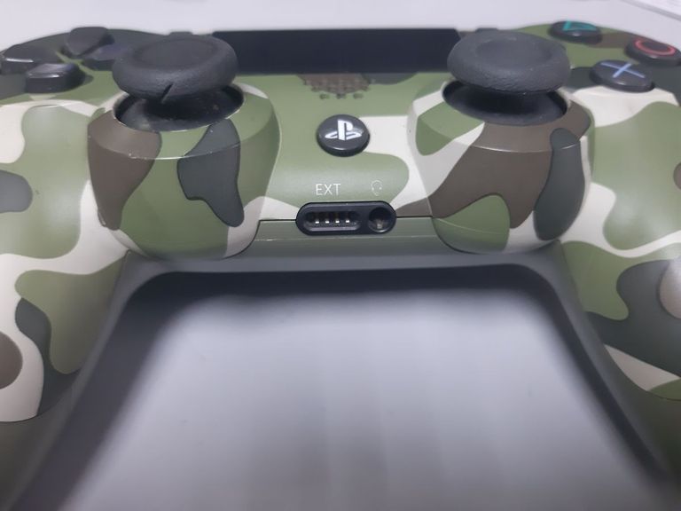 Оголошення Sony dualshock 4 v2 Б/У
