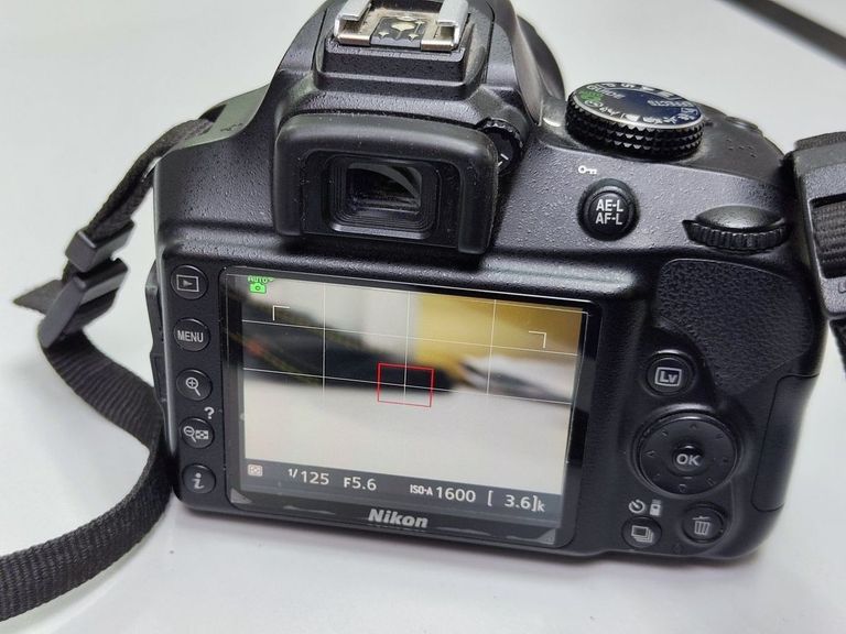 Дешево Nikon d3400 + 18-55mm 1:3.5-5.6 g з ломбарду