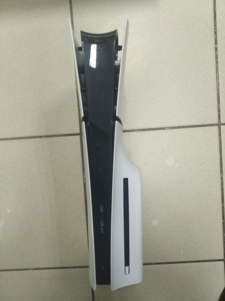 Дешиво Sony PlayStation 5 825GB с ломбарда