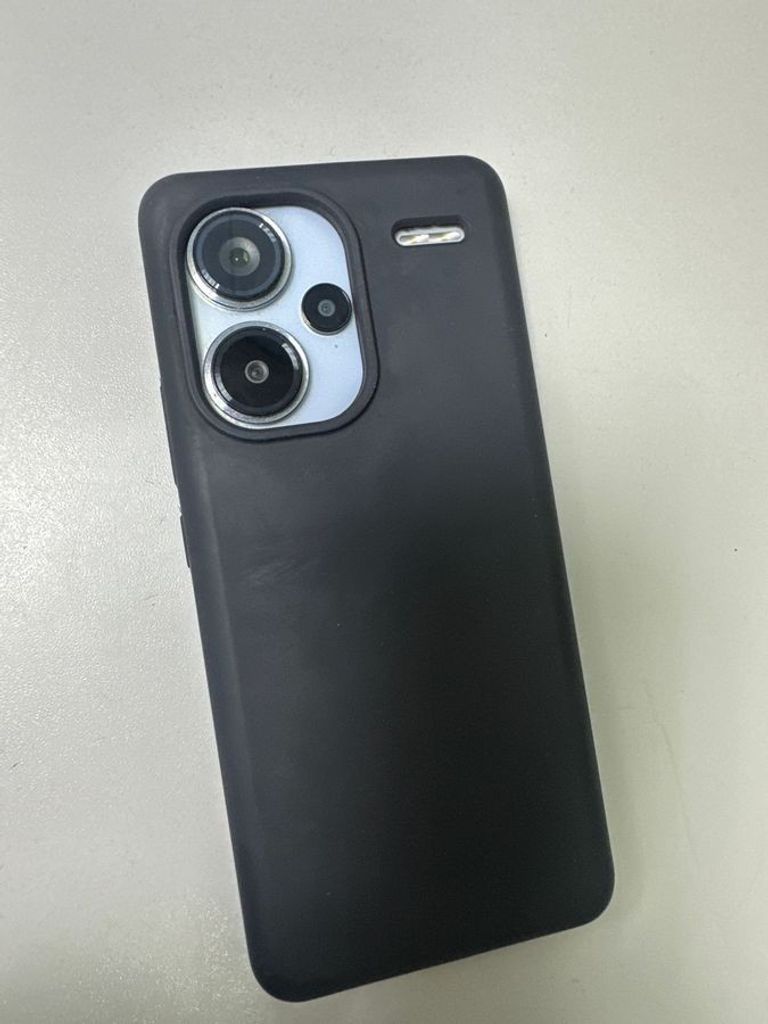 Дешево Xiaomi redmi note 13 pro+ 5g 8/256gb з ломбарду