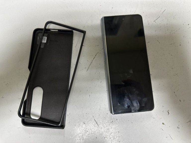 Купити Samsung galaxy fold4 12/512gb Б/У