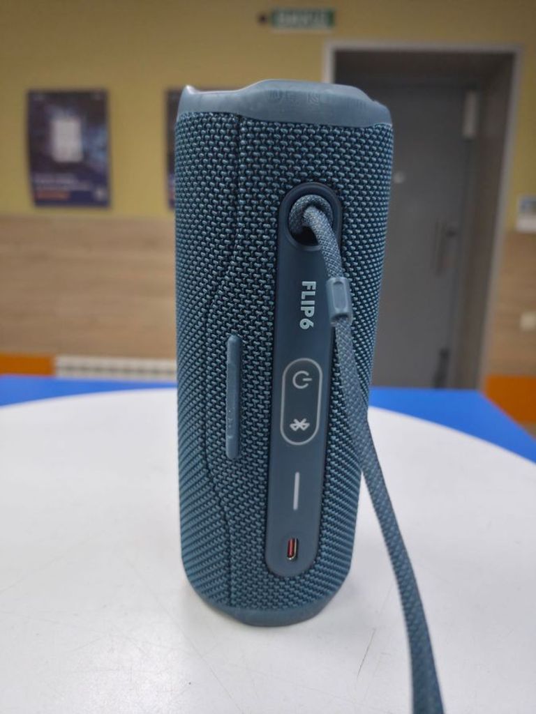 Дешево Jbl Flip 6 Black (JBLFLIP6BLK) з ломбарду