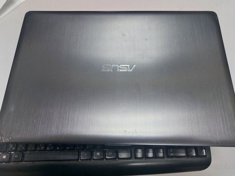 Купити Asus 15/core i7 4510u ddr3/4gb ddr3/hdd *відсутній/ssd 120 gb/geforce 840m Б/У