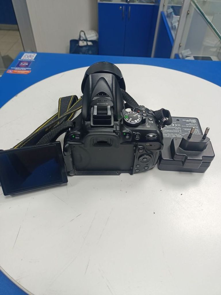 Nikon d3300 nikon af-s dx 18-55 1-3.5-5.6g vr ii Код:01-200790168. Зображення 5