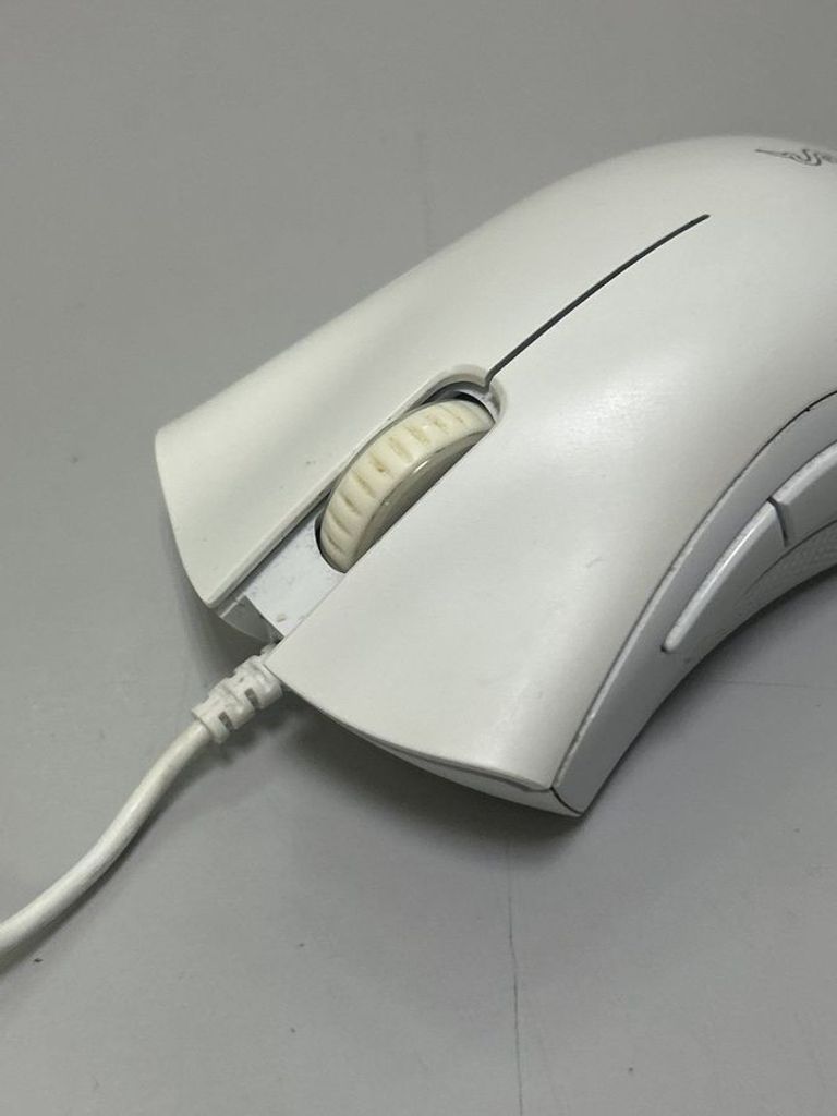 Оголошення Razer deathadder essential rz01-03850100 Б/У