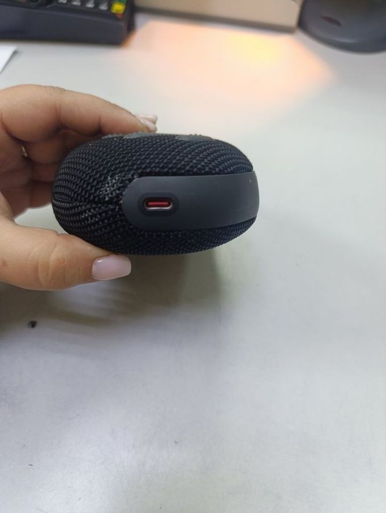 Купить Jbl clip 5 Б/У