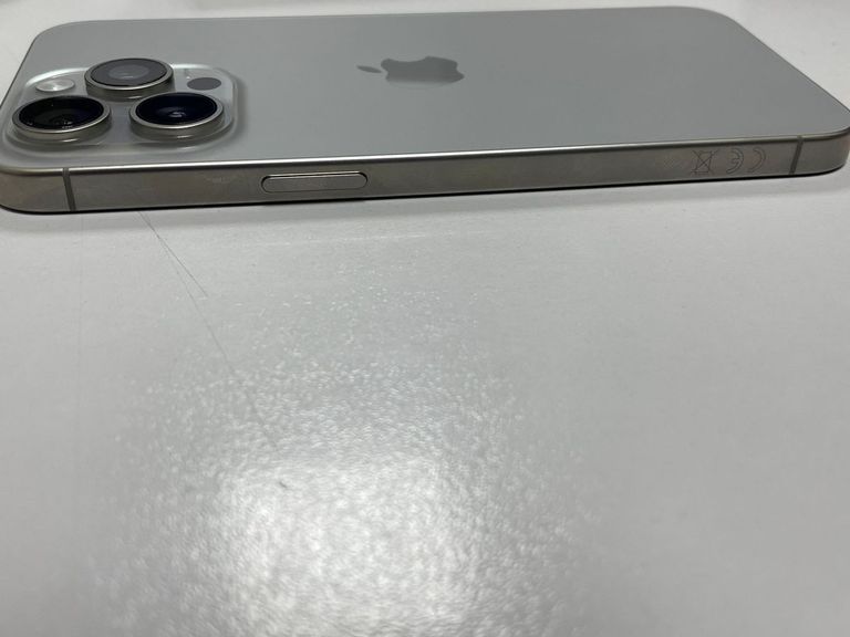 Apple iPhone 15 Pro Max 256GB Blue Titanium (MU7A3) Код:01-200804571. Зображення 5