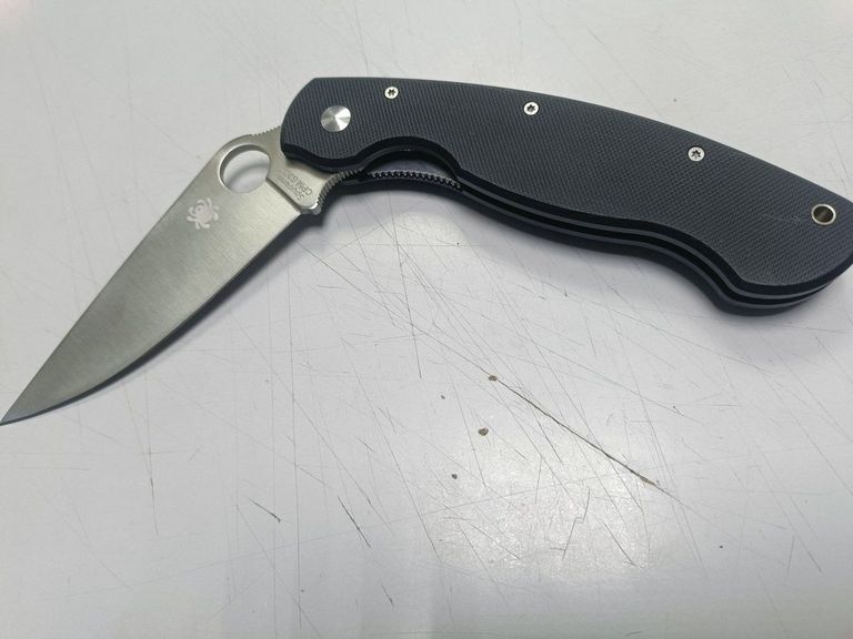 Дешиво Spyderco cpm s30v с ломбарда